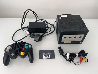 Lot 1070 - Nintendo GameCube with one controller