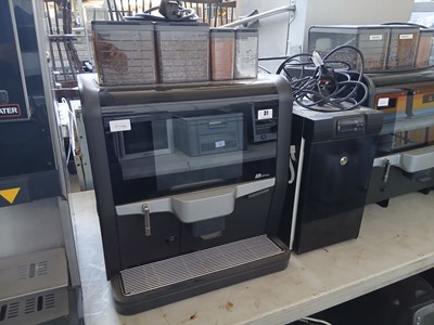 Lot 31 - Nio XG edition bean to cup digital display...