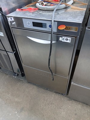 Lot 57 - 48cm Classeq glass washer