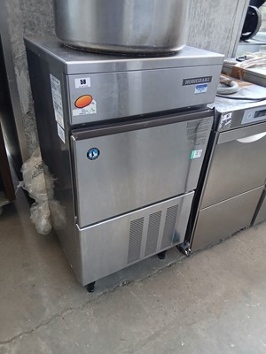 Lot 58 - 50cm Hoshizaki IM45LE floor standing ice machine