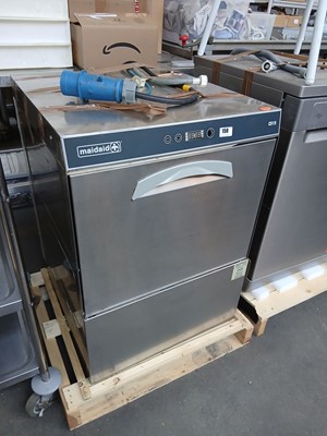 Lot 150 - 58 cm Mayday C515 under counter drop-front washer