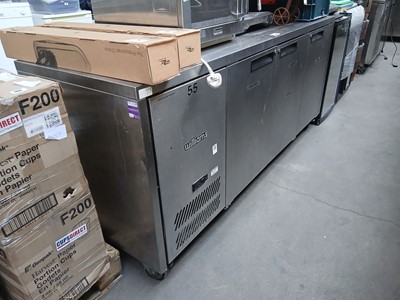 Lot 188 - 187 cm Williams HJ3SA 3-door counter fridge