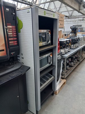 Lot 88 - 70cm cabinet for vending machines / microwaves