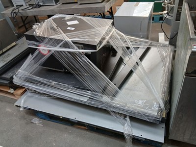 Lot 226 - Gamko refrigerated beer cooler cellar modular...