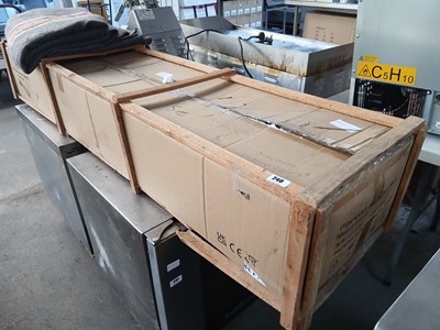 Lot 240 - KRD electric Bain Marie with glass and lid BM26