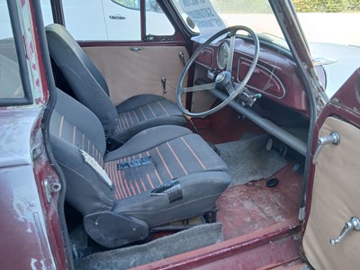 Lot (906 XUA) 1961 Morris 'Minor 1000' (V5 states:...