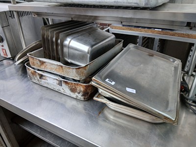 Lot 264 - 2x shelves of stainless steel and aluminium...
