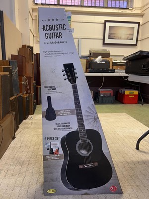 Lot A boxed modern black acoustic guitar