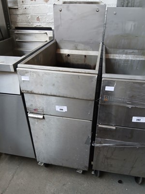 Lot 293 - 40cm gas Buffalo single tank fryer