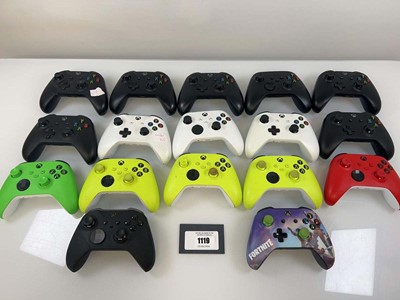 Lot 1119 - Qty of Xbox one controllers