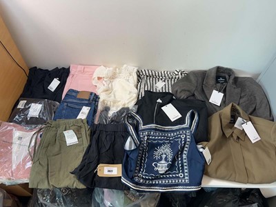 Lot 3400 - Ladies clothing H&M, ASOS, MNG, Topshop, Pull...