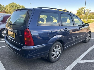 Lot (EJ53 UKM) 2003 Ford Focus Ghia TDCI 5-door...
