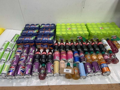 Lot 3551 - 3 bags of drinks including Pepsi, 7UP, Irn-Bru,...