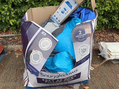Lot 4290 - Pallet containing various blow-up pools