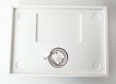 Lot MacBook Air 13" 2024 A3449 Starlight laptop...