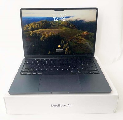 Lot MacBook Air 13" 2024 A3113 Midnight laptop...