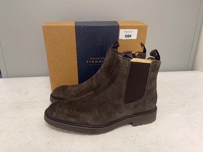 Lot Charles Tyrwhitt UK10 chocolate suede rubber...