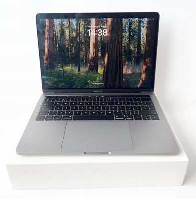 Lot MacBook Pro 13" 2018 A1989 Space Grey laptop...