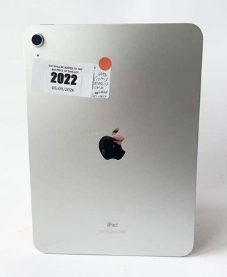 Lot iPad 10th Gen 64GB Silver