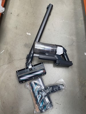 Lot 3335 - Hand held Samsung Jet 75E with accessories