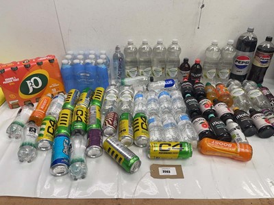 Lot 3563 - 2 bags of drinks including C4, Kombucha, Pepsi,...