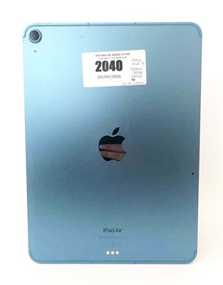 Lot iPad Air 5th Gen 64GB Blue (WiFi & Cellular)