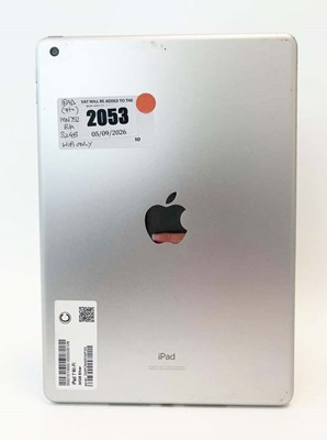 Lot iPad 7th Gen 32GB Silver