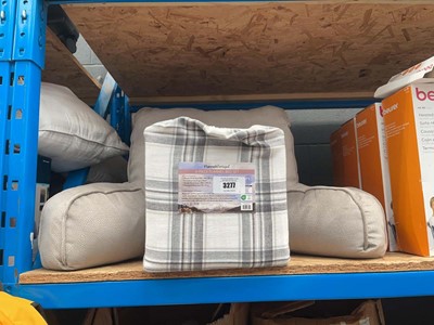 Lot 3277 - 3 support cushions plus a flannel bedset