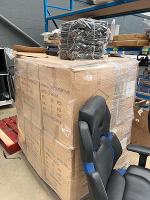 Lot 4478 - Pallet of laptop bags