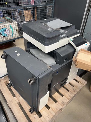 Lot 4497 - Bizhub printer
