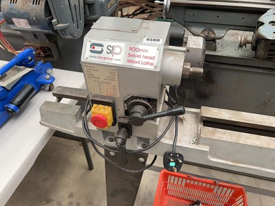 Lot 4500 - SIP 900mm wood turning lathe 240v