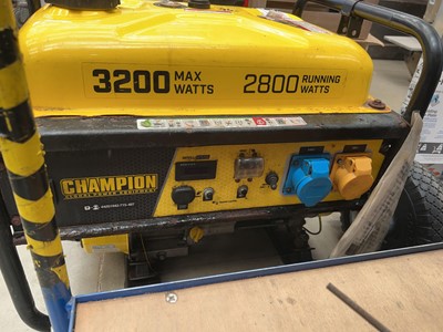 Lot 4533 - Champion 3200 petrol generator