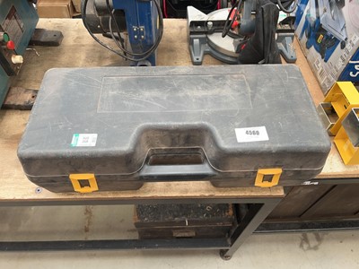 Lot 4560 - 240v Wickes angle grinder plus spare blades