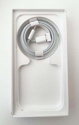 Lot iPhone 15 Pro 128GB White Titanium with box...