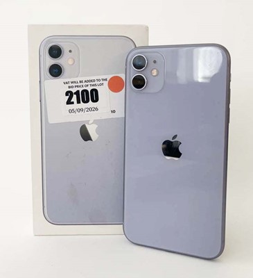Lot iPhone 11 64GB Purple with box
