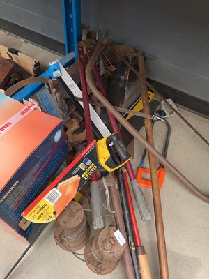 Lot 4659 - Selection of tools including hand held saws,...