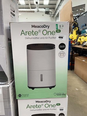 Lot 4696 - Meaco Dry Arete One dehumidifier and air purifier