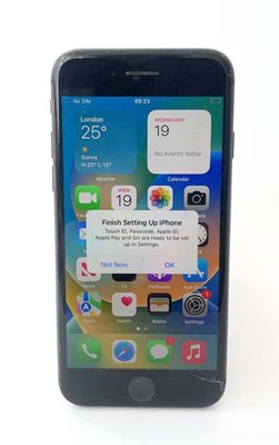 Lot iPhone 8 64GB Black (cracked)