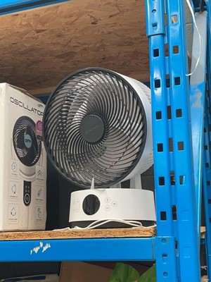 Lot 3351 - Meaco table portable battery fan (unboxed)