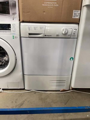 Lot 3475 - Hotpoint dryer