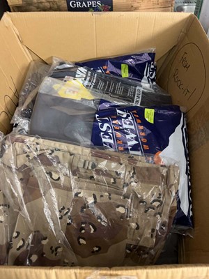 Lot 3736 - Box containing mixed trousers