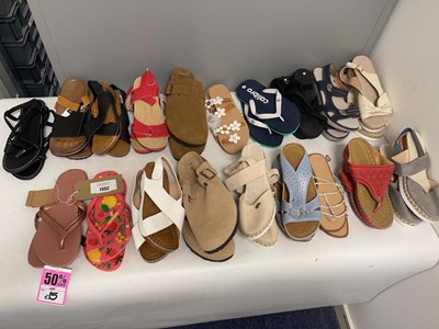 Lot 19x Pairs of sandals to include Calibro,...