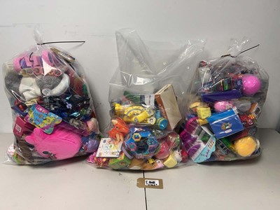 Lot 3762 - 3 bags of children's toys, includes Bakugan,...