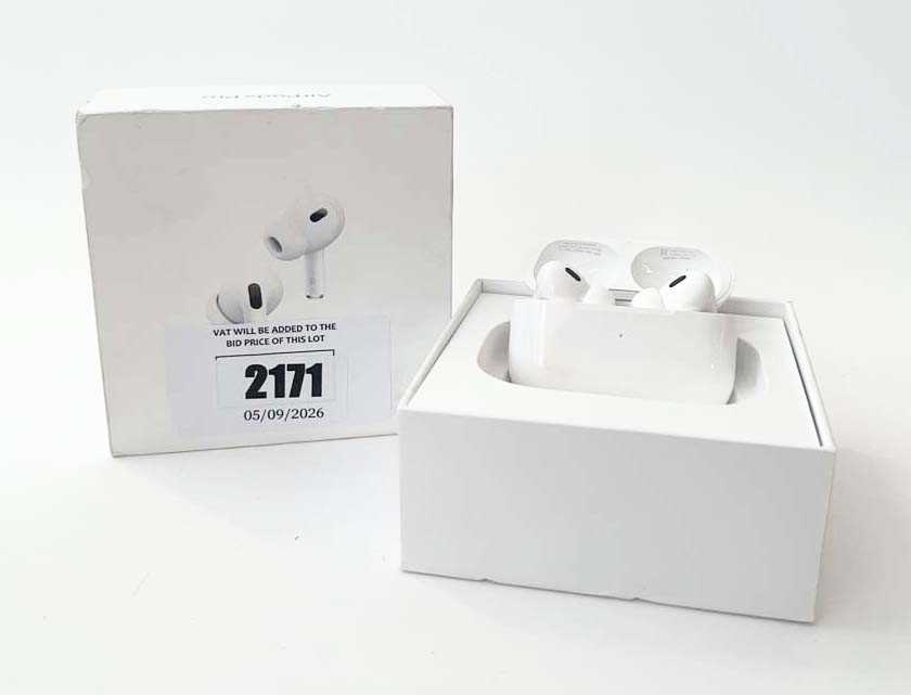 Lot AirPods Pro 2nd Gen with box and cable