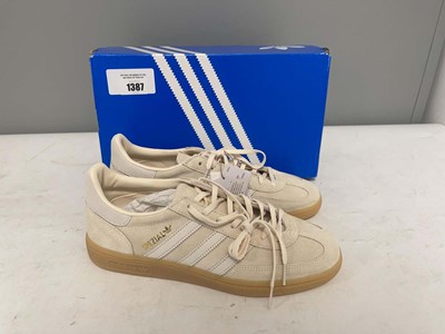 Lot Adidas UK8.5 handball spezial trainers in...