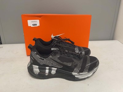 Lot Nike UK12 vomero 18 dsrpt trainers in iron...