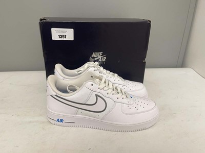 Lot Nike UK8 air force 1 '07 trainers in white -...