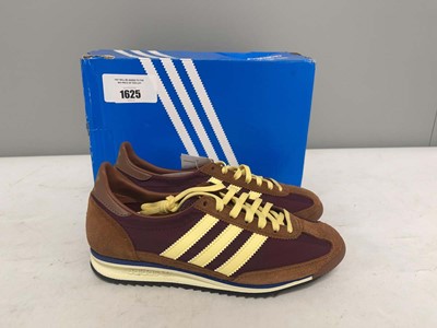 Lot Adidas UK4.5 sl 72 og trainers in maroon - boxed