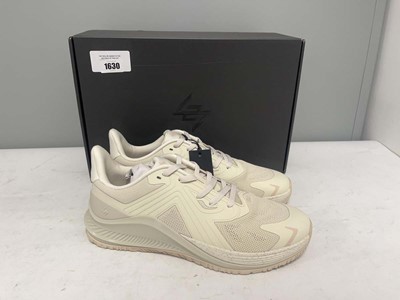 Lot Represent UK11 arc-2 trainers in cream - boxed