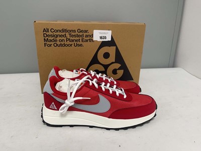 Lot Nike UK10 ACG LDV trainers in varsity red - boxed